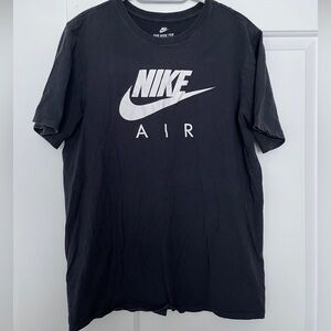 Men’s Nike T shirt